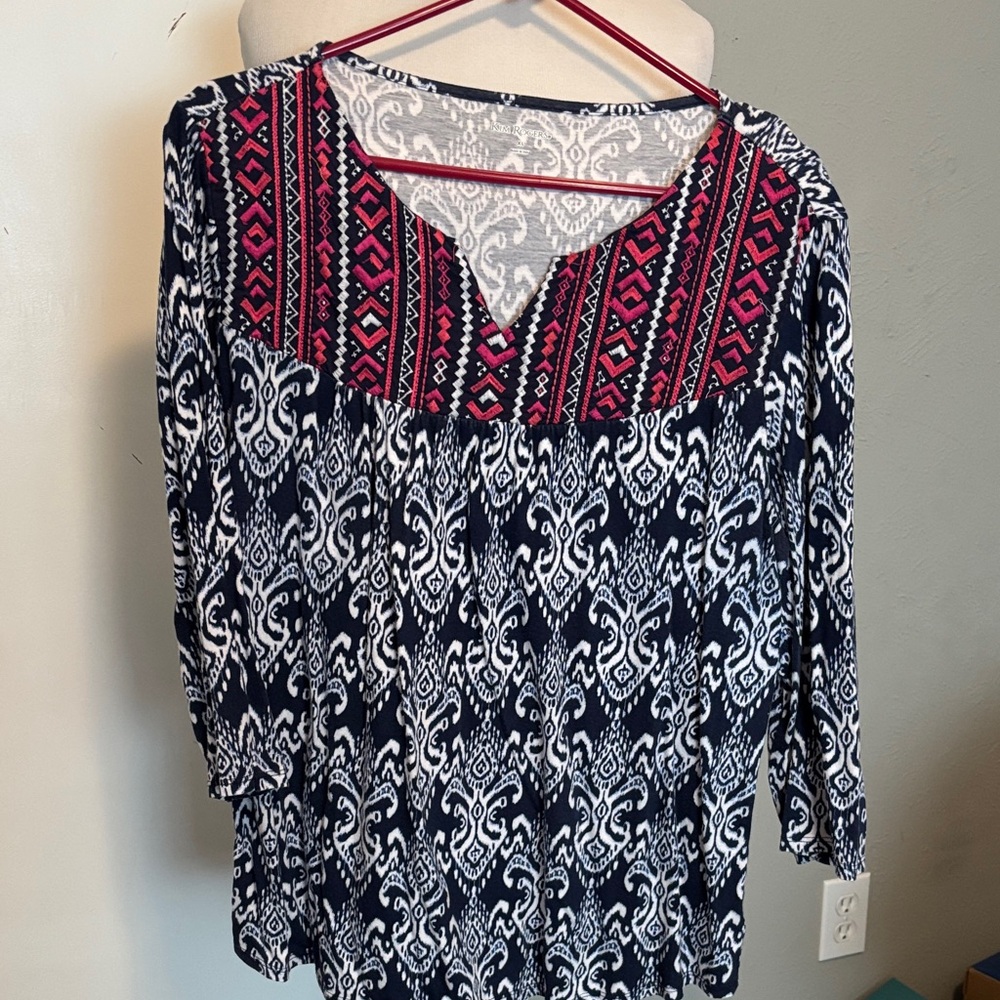Kim Rogers Blue and White Knit Top with Pink Embroidery Detail